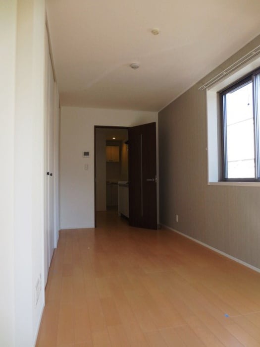 居室 エムズ江北