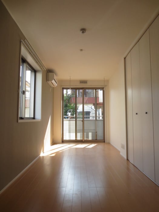 居室 エムズ江北