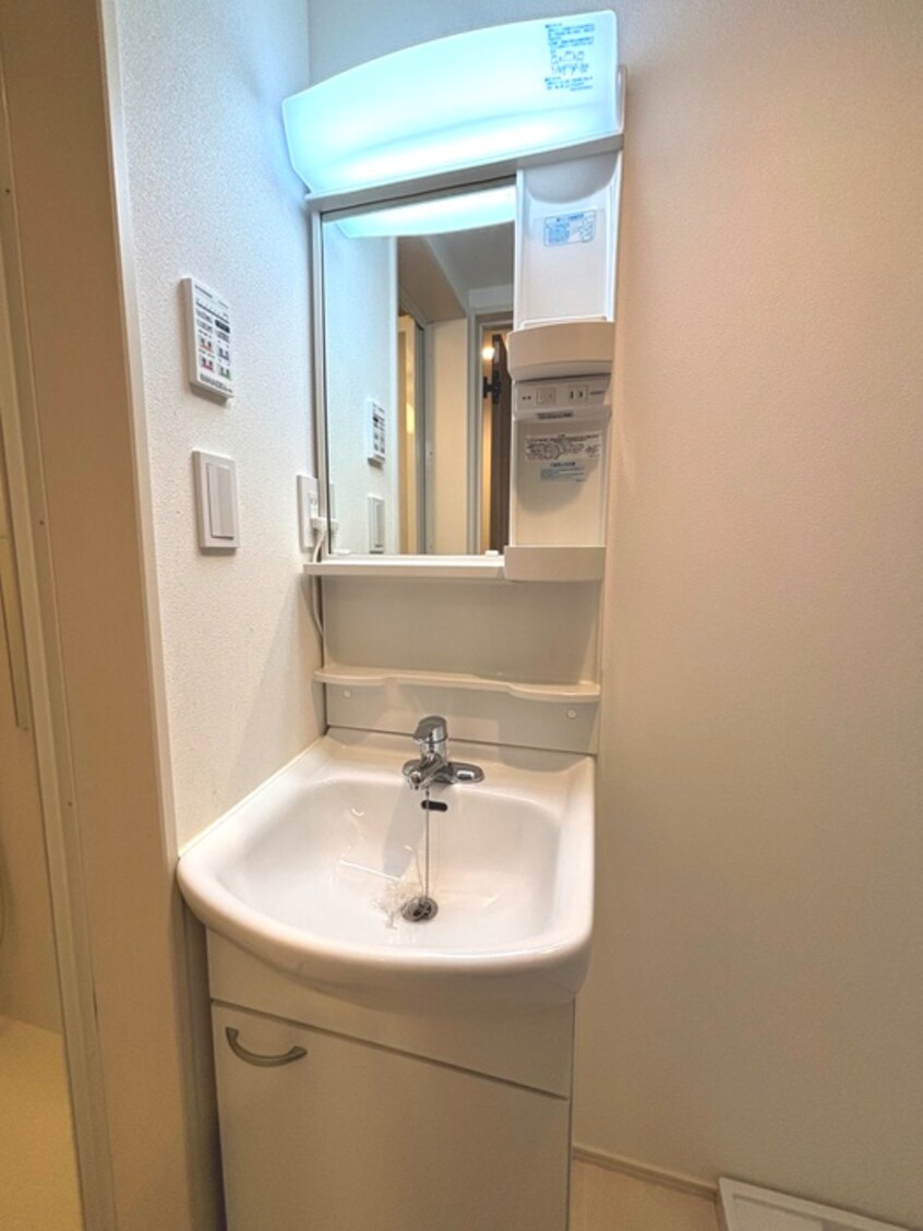 洗面 アザーレ・バモス生田