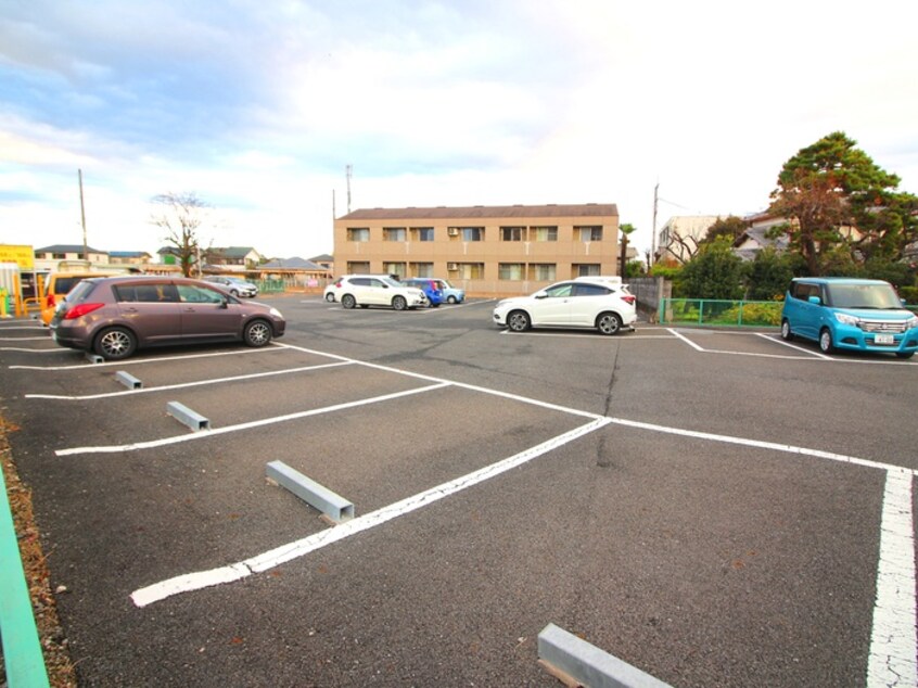 駐車場 シャン　ドゥテ