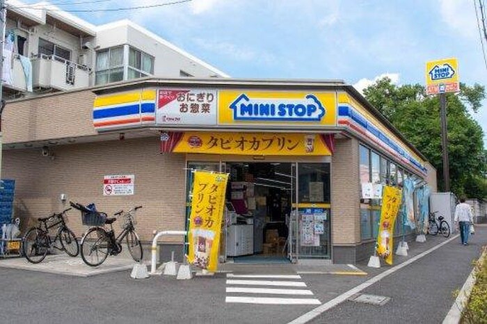 ミニストップ東つつじヶ丘店(コンビニ)まで260m サニーハイツ