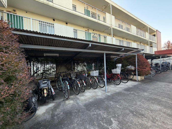 駐輪場 グリーンマンション