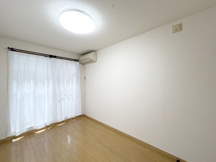 居室 イ－ストコ－ト