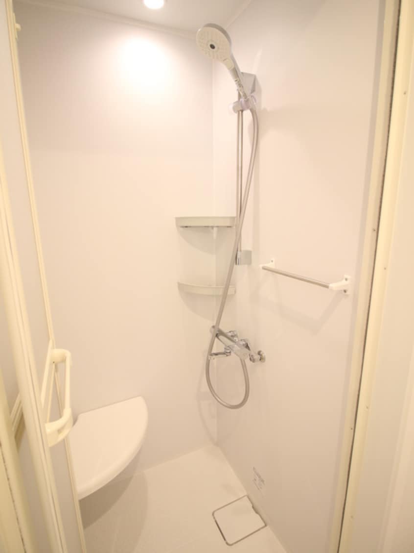 バス／シャワールーム等 ラ・ロンディネ