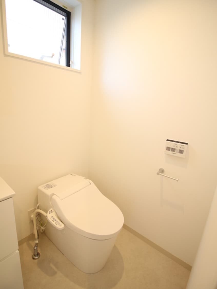 トイレ ラ・ロンディネ