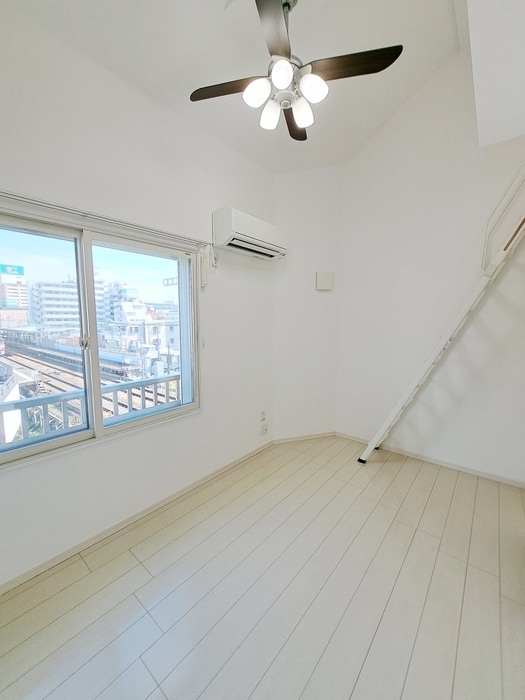 居室 リーヴェルポート横浜南エミール