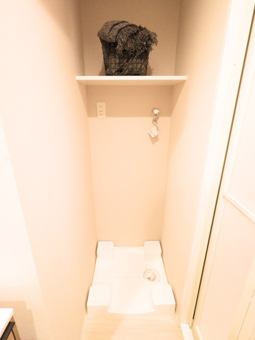 洗濯機置場 デュオフラッツ上野松が谷