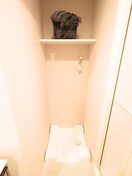 洗濯機置場 デュオフラッツ上野松が谷