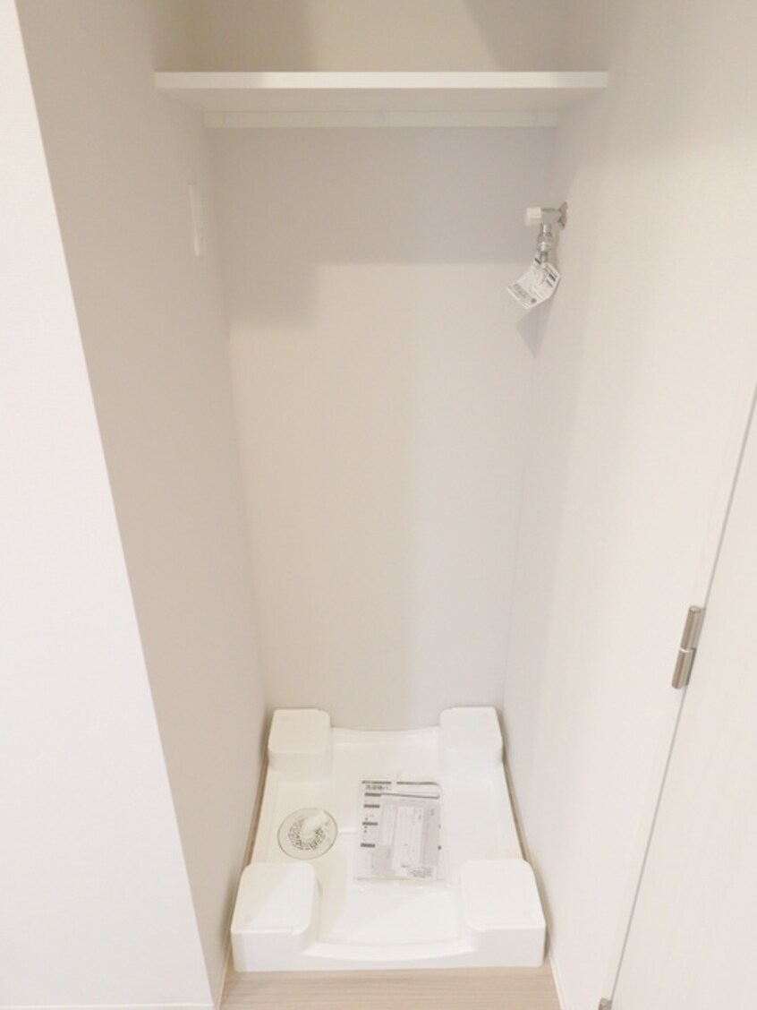 洗濯機置場 デュオフラッツ上野松が谷