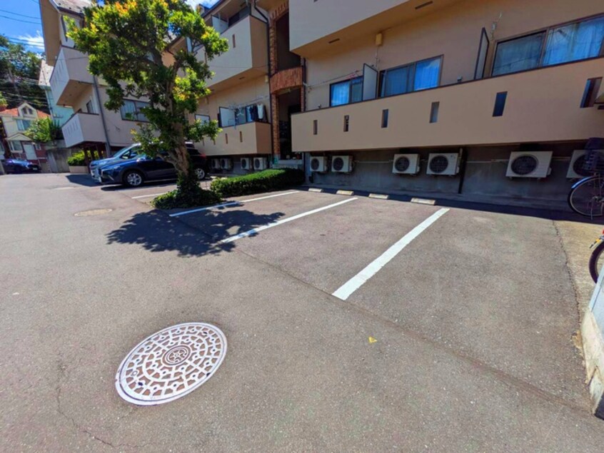 駐車場 ハイツ夏栄