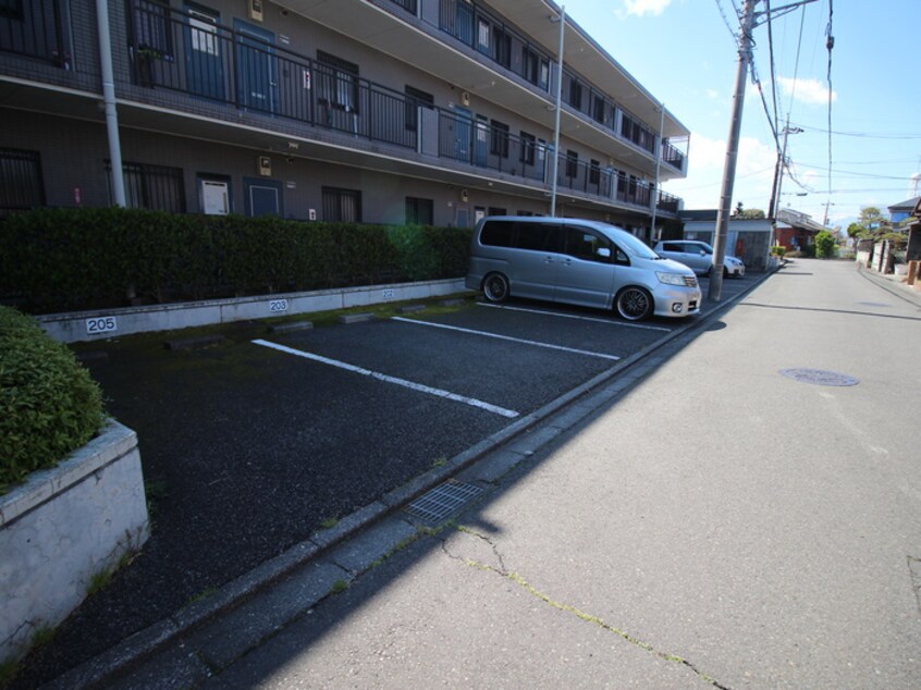 駐車場 エクセルハイツヤマネⅡ