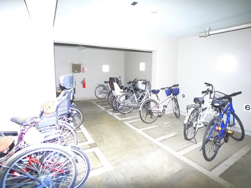 駐輪場 アプニ－ル東所沢