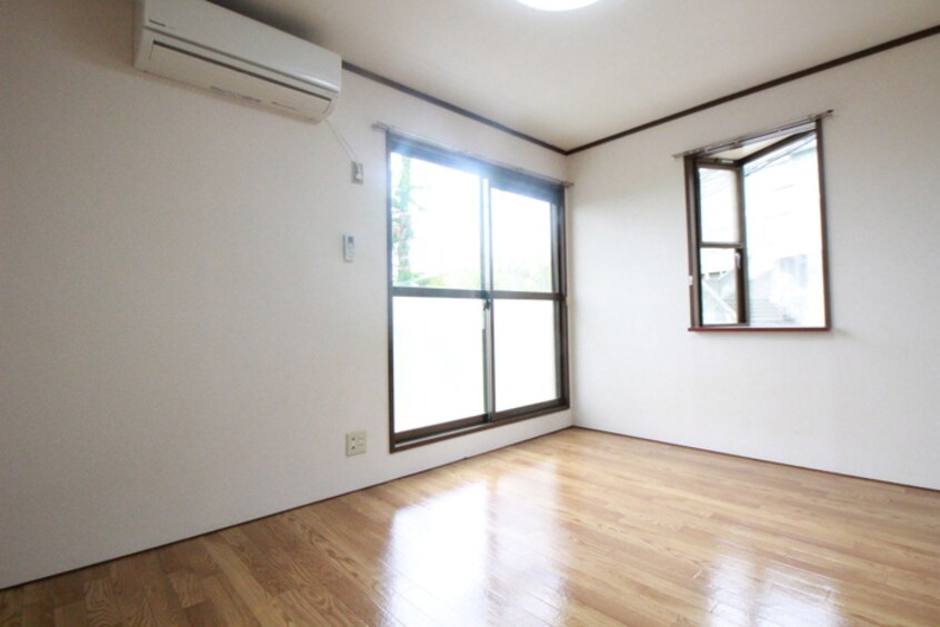 居室 稲荷山ハイツ