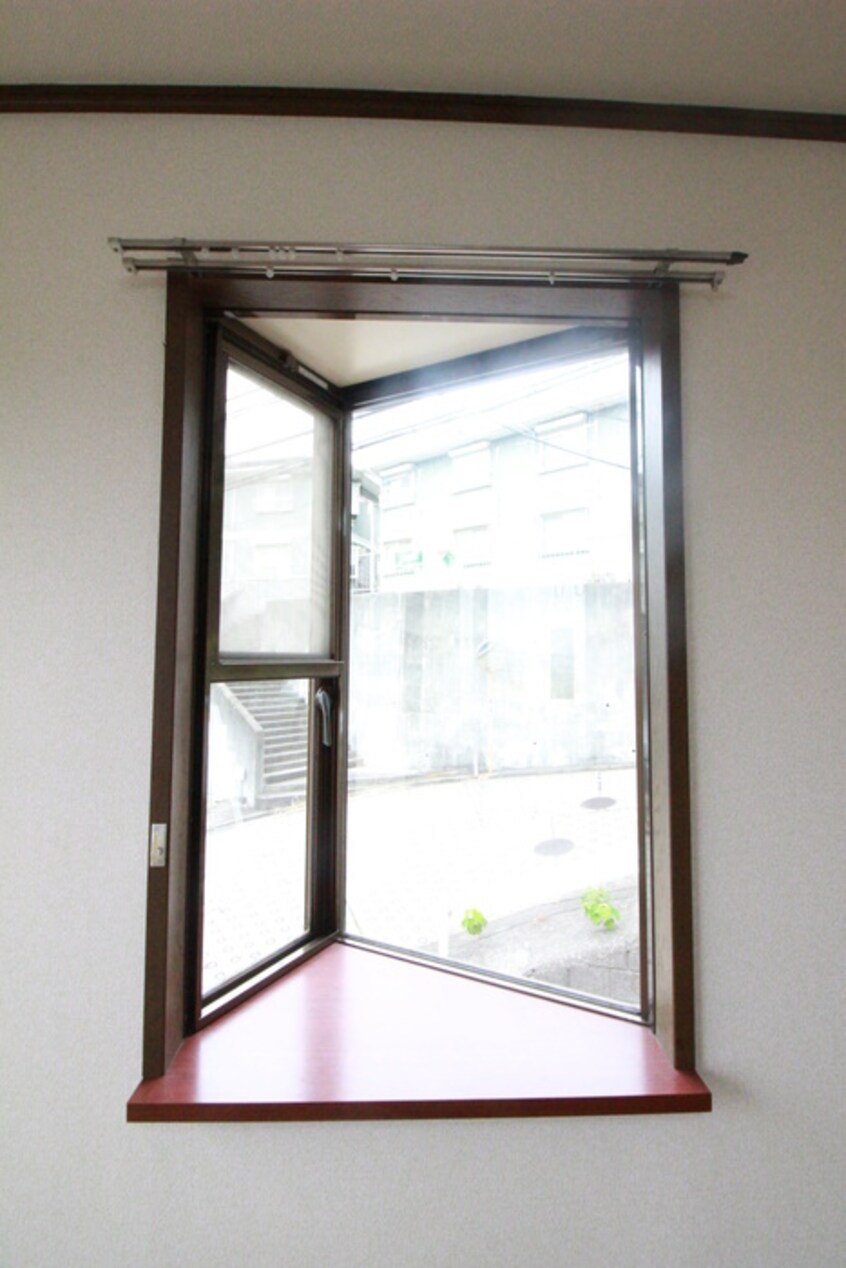 居室 稲荷山ハイツ