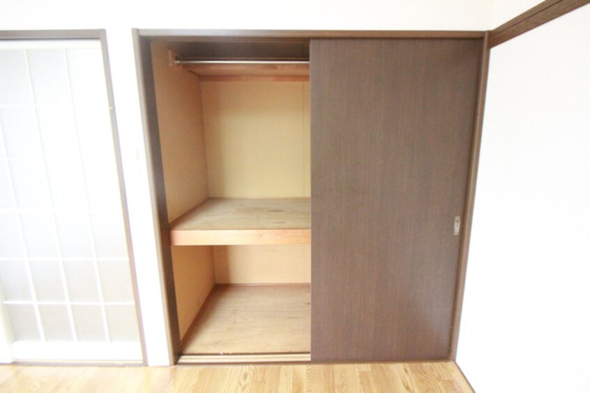 収納 稲荷山ハイツ