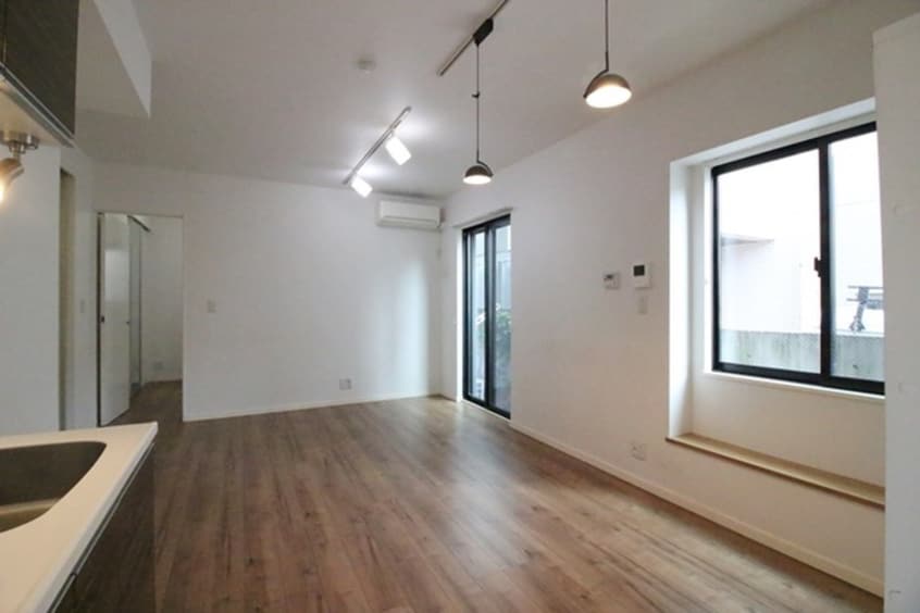 室内からの展望 -clolline- コリーヌ祐天寺