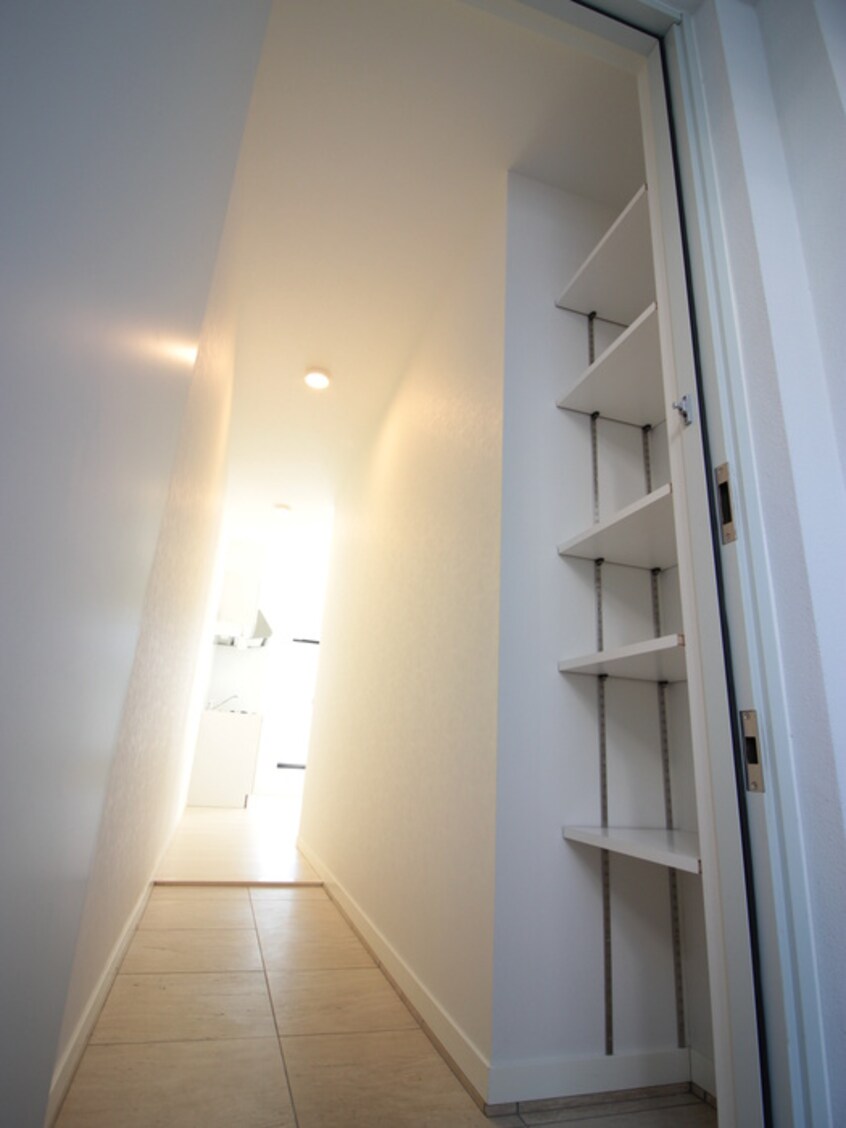 靴箱 -clolline- コリーヌ祐天寺