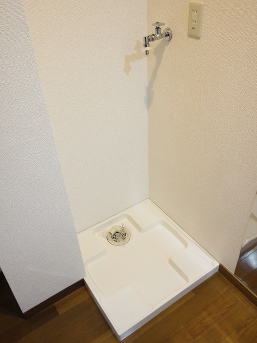 洗濯機置場 シャルマン草加Ⅲ