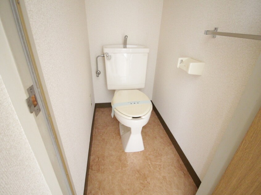 トイレ サンライズ横浜
