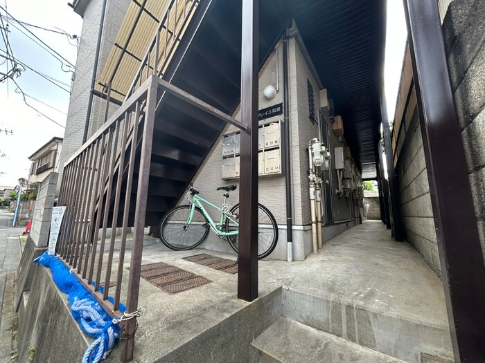 駐輪場 ソレイユ和泉