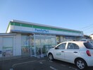 ファミリーマート三浦海岸店(コンビニ)まで419m 琴音フラット