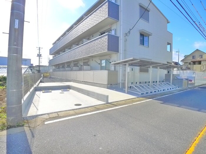 駐輪場 ファーストティアラ