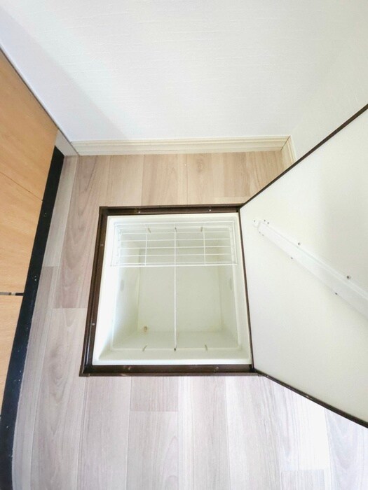 収納 エルドミ－ルＡ