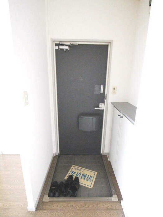 玄関 サンガーデン南町田　Ｃ