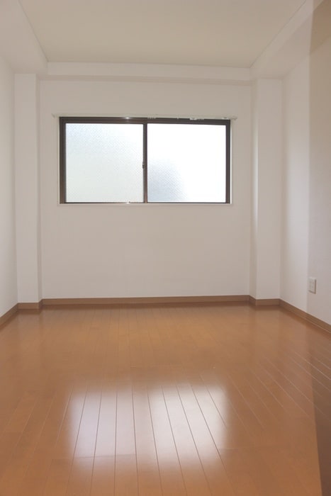 居室 ピラムハイツ