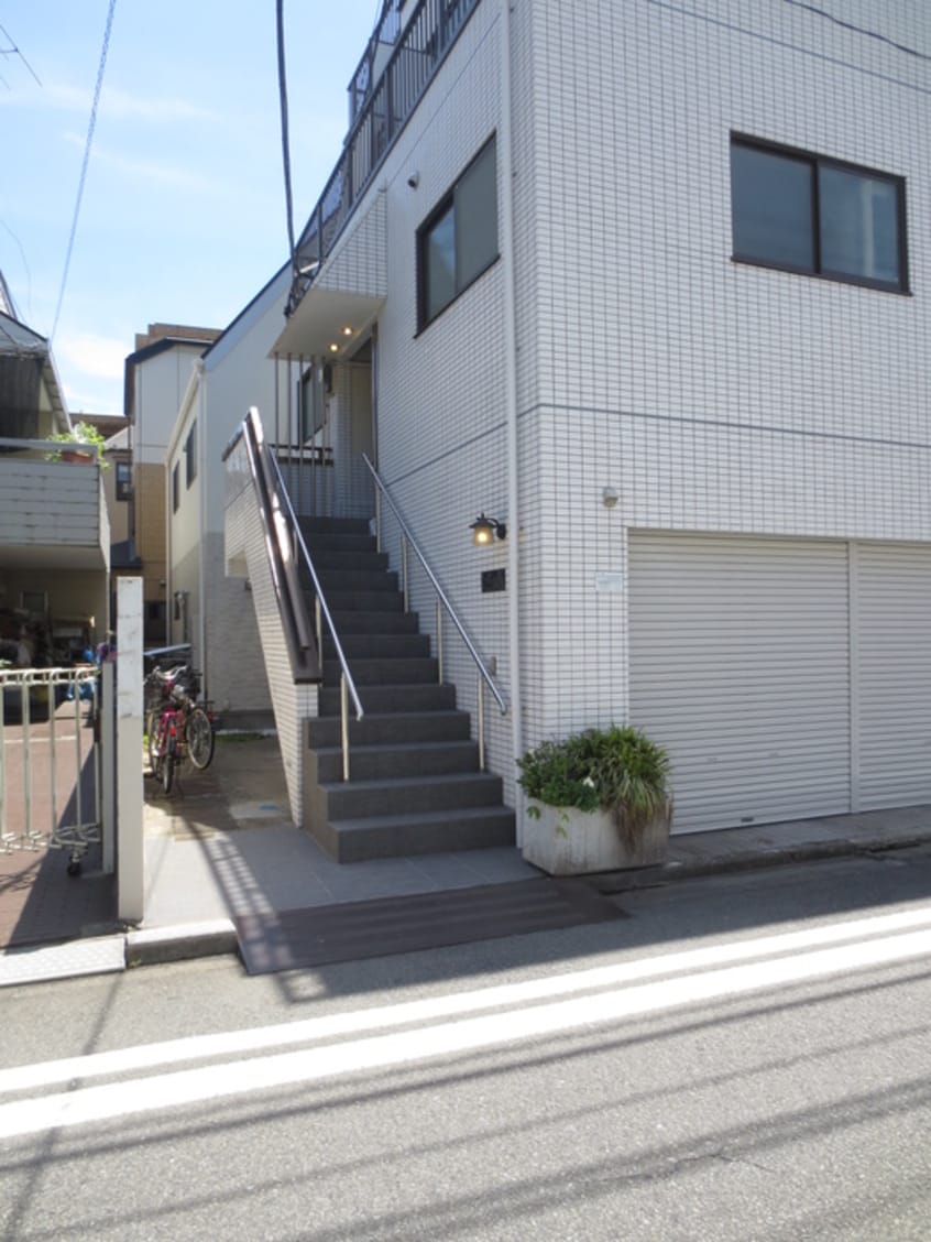 エントランス部分 ピラムハイツ