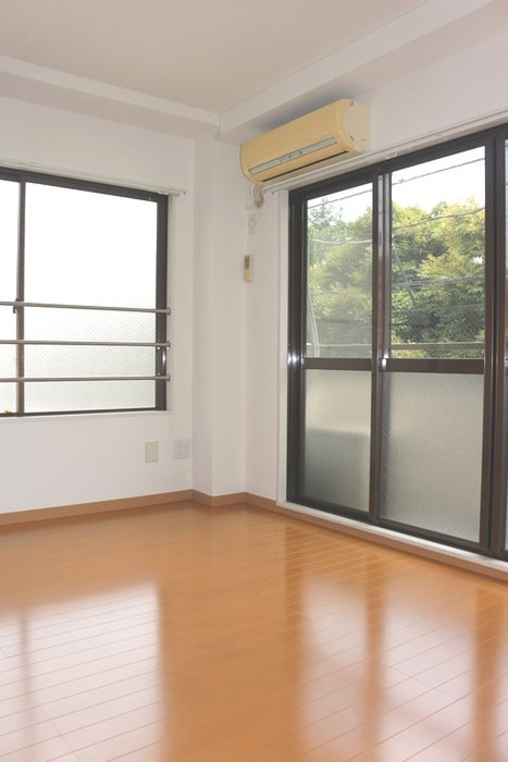 居室 ピラムハイツ