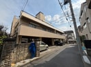 レジ東郷（２２）の外観