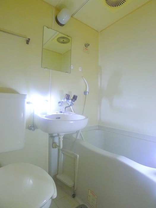 バス／シャワールーム等 メゾンアイリスB棟