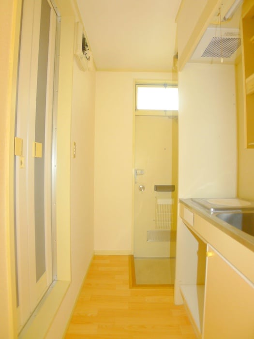 廊下 メゾンアイリスB棟