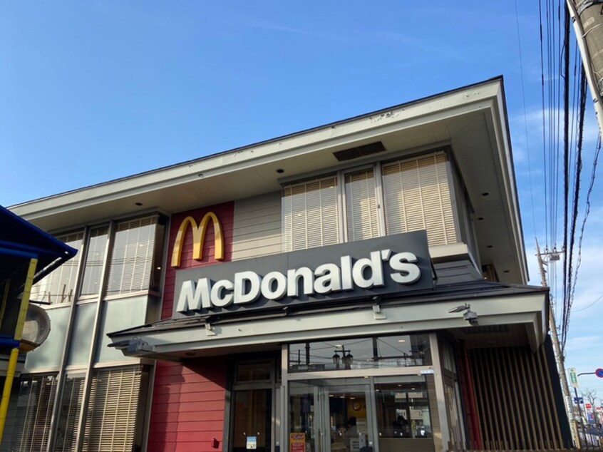 マクドナルド　東久留米店(ファストフード)まで852m カ・ドーロ滝山