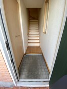 玄関 ラフォーレ　K