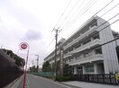 駒澤大学玉川校舎(大学/短大/専門学校)まで667m ラフォーレ　K