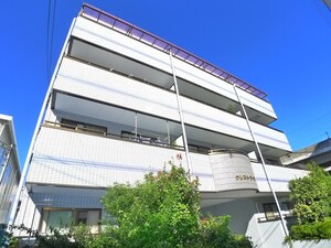 クレストヴィラ