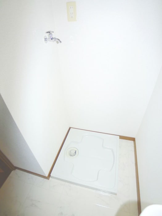 洗濯機置場 アンプルール　フェール　COCO