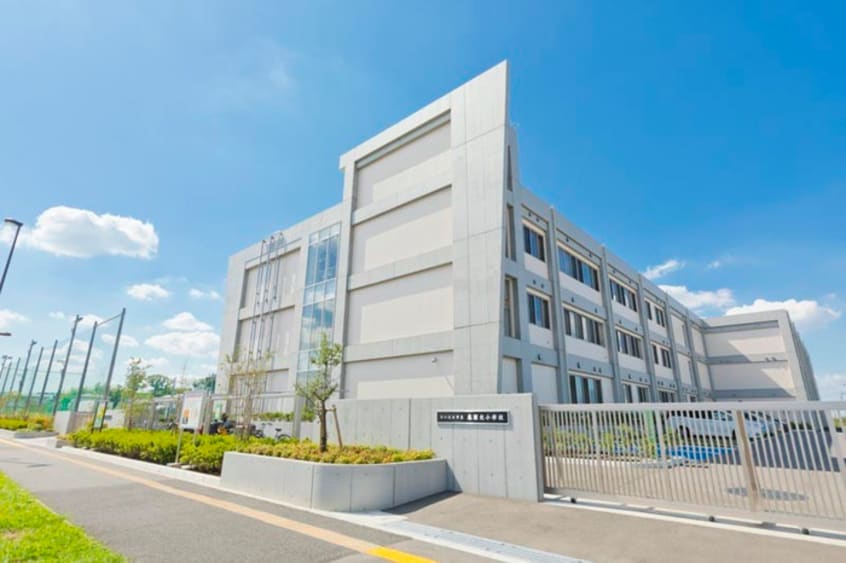 美園北小学校(小学校)まで650m スターズスクエア浦和美園