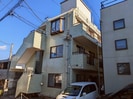 Ｒ　ＳＴＲＥＡＭの外観