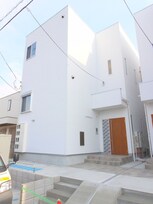 ＲＩＺＥＳＴ　ＨＩＬＬＳ