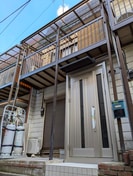 南前川テラスハウスの外観