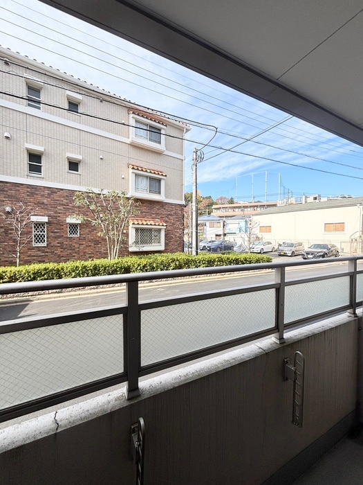 室内からの展望 コンフォ－レ日吉Ｖ