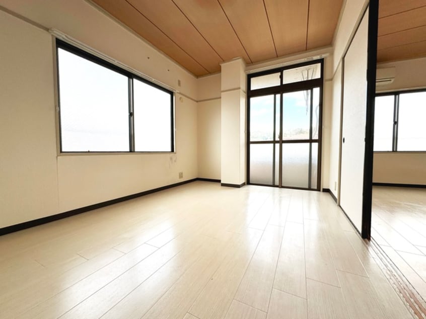 居室 第六カイビル