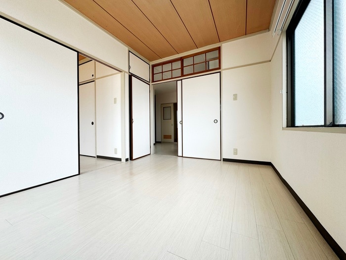 居室 第六カイビル