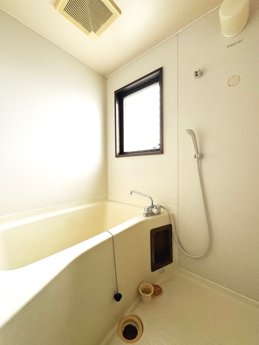 バス／シャワールーム等 第六カイビル