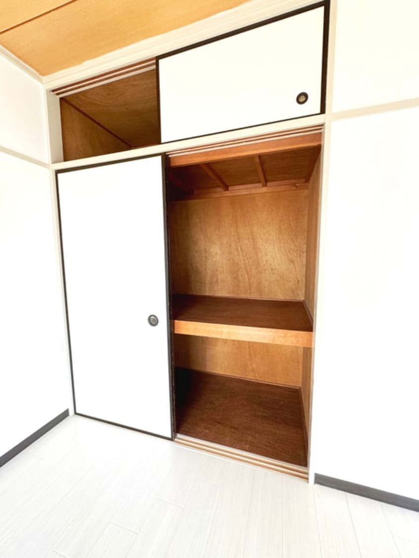 収納 第六カイビル