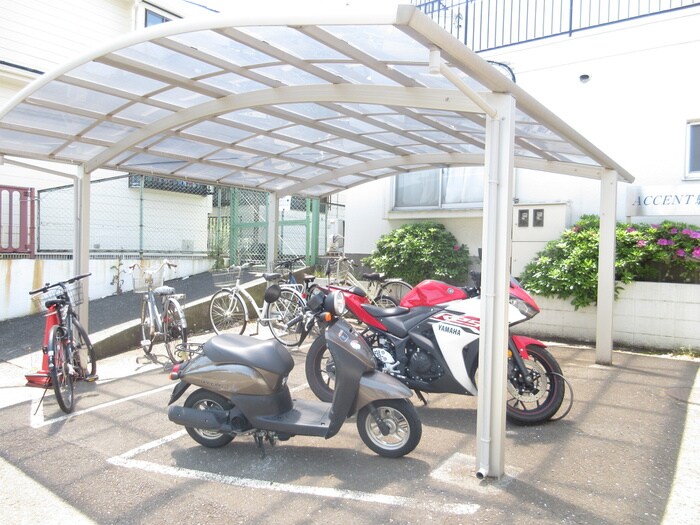 バイク置き場 ＡＣＣＥＮＴ駒岡