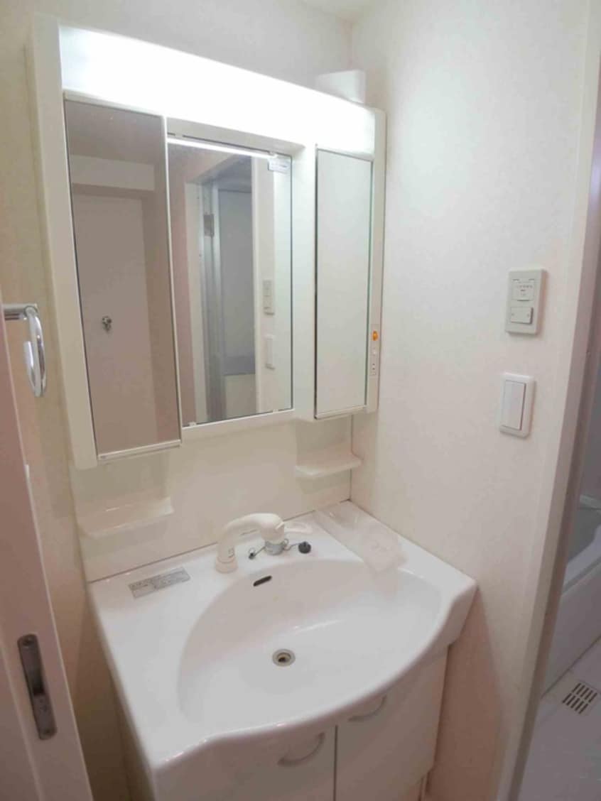 洗面 アム－ル参番館